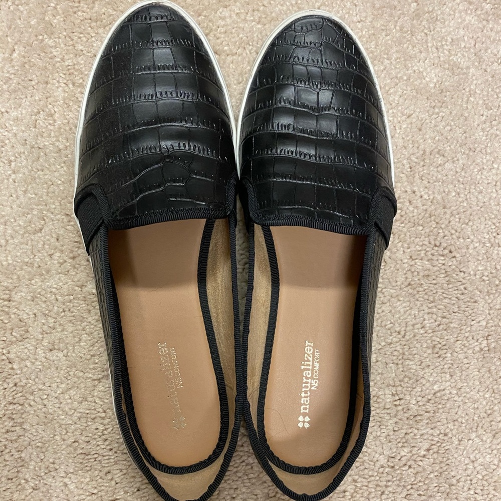 Naturalizer Walking Shoes Gem